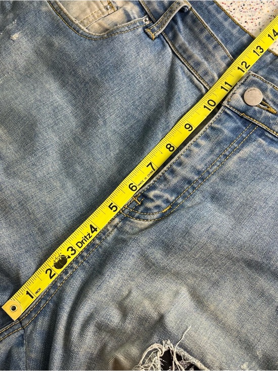 AMIRI Men’s Light Blue Denim Jeans with Distressing Patchwork Bandana Size 40 - Picture 12 of 13